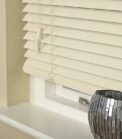 Cream blinds - Image 2